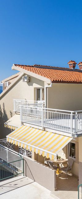 Apartmanok A Tenger Mellett Duce, Omis - 946 Duće