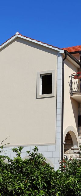 Apartmanok Parkolóhellyel Supetar, Brac - 13165 Supetar