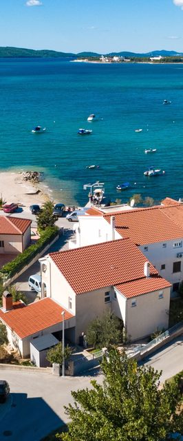 Apartmanok A Tenger Mellett Brodarica, Sibenik - 4221 Brodarica