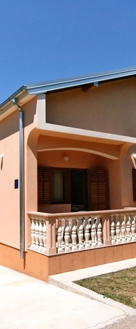 Apartmanok Parkolóhellyel Rovanjska, Paklenica - 6209 Rovanjska