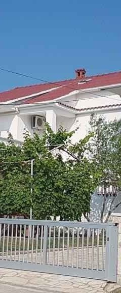 Apartmanok Parkolóhellyel Ljubac, Zadar - 6141 Ljubač