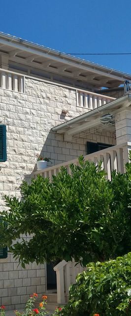 Apartmanok A Tenger Mellett Bol, Brac - 13121 Bol