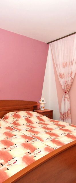 Apartmanok Parkolóhellyel Kampor, Rab - 4985 Kampor