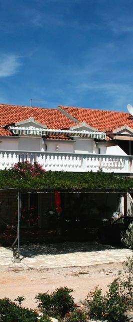 Apartmanok és Szobák Parkolóhellyel Jezera, Murter - 5082 Jezera