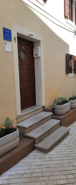 Apartmanok A Tenger Mellett Cres - 13312