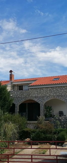 Apartmanok Parkolóhellyel Njivice, Krk - 5320 Njivice