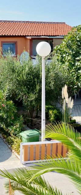 Apartmanok Parkolóhellyel Vir - 6323