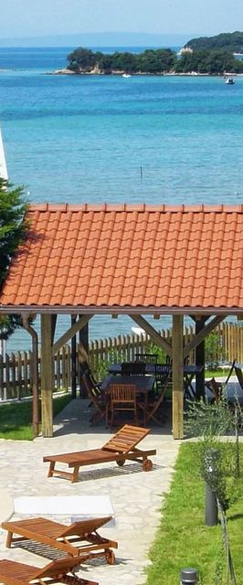 Apartmanok Családok Részére Medencével Kampor, Rab - 3214 Kampor