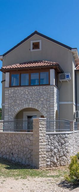 Apartmanok Parkolóhellyel Punta Kriza, Cres - 8082 Punta Križa