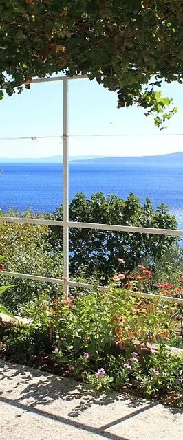 Apartmanok A Tenger Mellett Pisak, Omis - 2750 Pisak