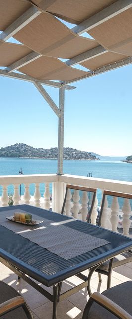 Apartmanok A Tenger Mellett Tribunj Vodice - 4174
