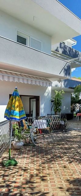 Apartmanok Parkolóhellyel Makarska - 6909