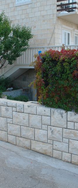 Apartmanok Parkolóhellyel Supetar, Brac - 13180 Supetar