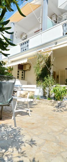 Aurora Apartmani Starigrad