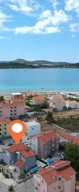 Apartment Lily with pool Srima