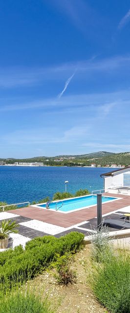 Apartment Mirjana Rogoznica