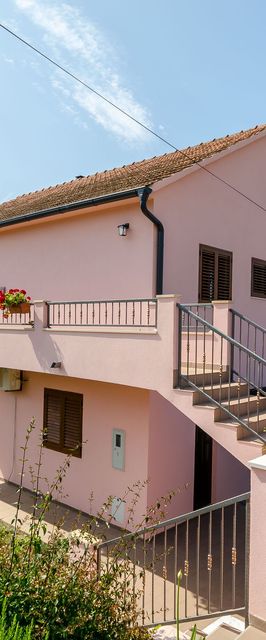 Apartment Lavčević Vrboska