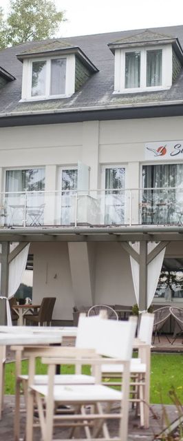 Sirály Panzió Tópart Tata