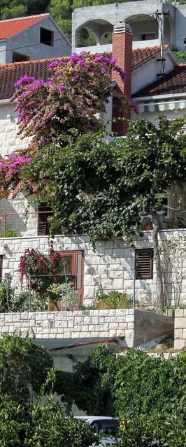 Apartmanok Parkolóhellyel Postira, Brac - 5659 Postira