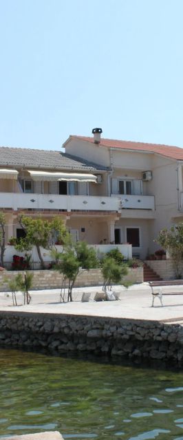 Apartments By The Sea Kustići, Pag - 6354 Kustići