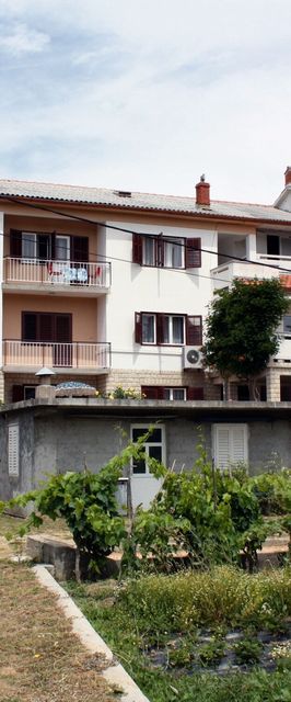 Apartmanok Parkolóhellyel Kampor Rab - 4984