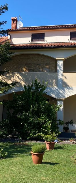 Apartmanok Parkolóhellyel Medulin - 7295