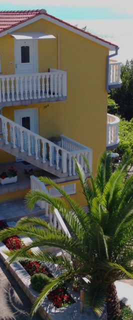 Apartments With Parking Space Medveja, Opatija - 7721 Medveja