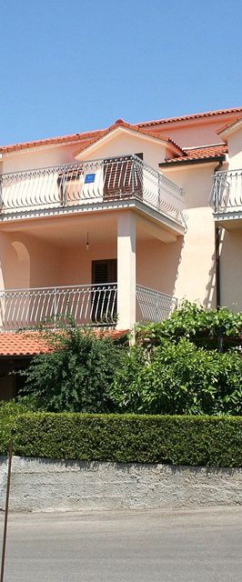 Apartmanok Parkolóhellyel Vrboska, Hvar - 4634 Vrboska