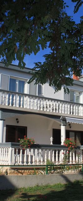 Apartmanok A Tenger Mellett Kukljica Ugljan - 8400