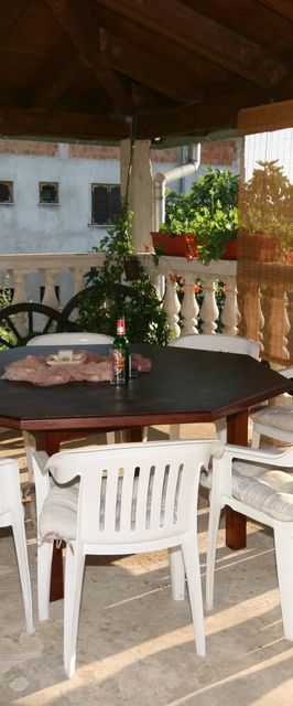 Apartmanok Parkolóhellyel Novi Vinodolski - 5529