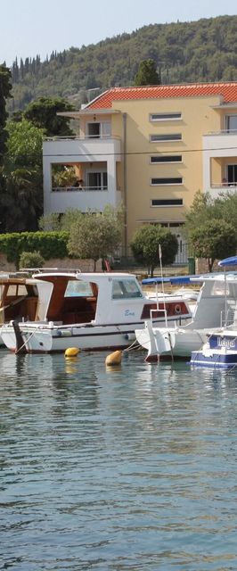 Apartmanok A Tenger Mellett Preko, Ugljan - 8315 Preko