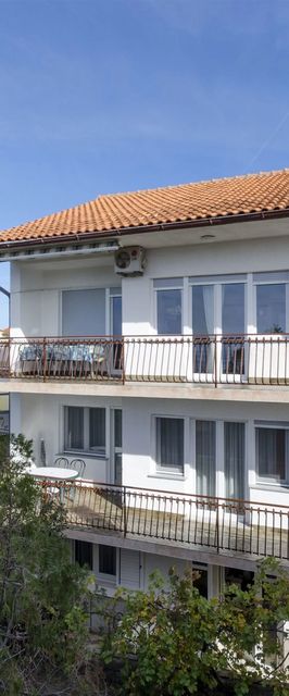 Apartments Karmela Primosten