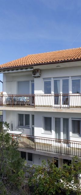 Apartments Karmela Primosten