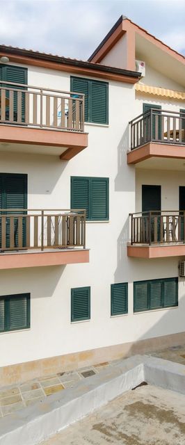 Apartments Karmen Primosten