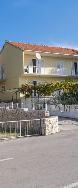 Apartment Linda Primosten