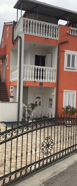 Apartments Slavka Vodice