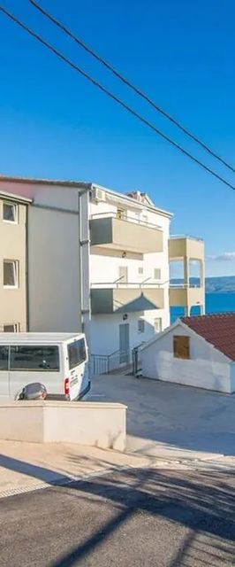 Apartmanok Parkolóhellyel Mali Rat, Omis - 7482 Mali Rat