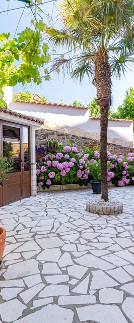 Apartmanok Parkolóhellyel Rab - 14120