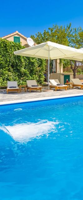 Countryside House With Pool Dugobabe