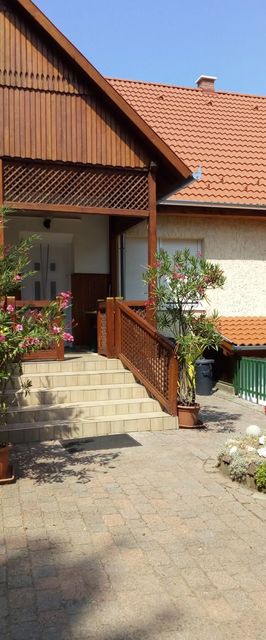 Mézeskalács Vendégház Balatonboglár