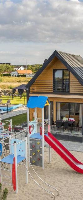 Huśtawka i Hamak - Domki z Basenem