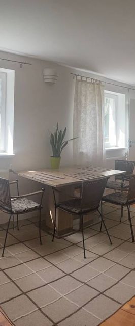 „Dary Lasu” - apartamenty i domek w lesie blisko zalewu