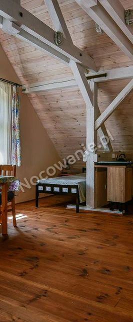 Czarna Jachta - Na szlaku legend. Pokoje nad jeziorem. 