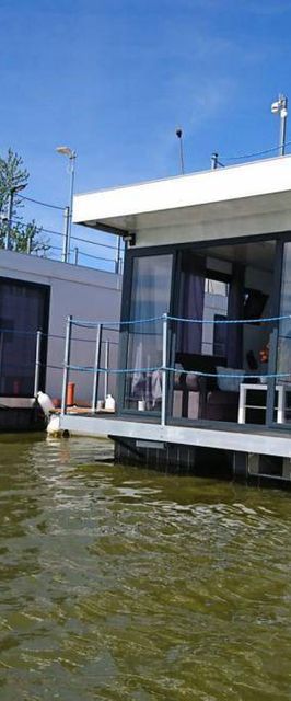 Domki na wodzie "Arka" z rowerem wodnym, parkingiem, 300 metrów do Morza ! Centrum Mielna 