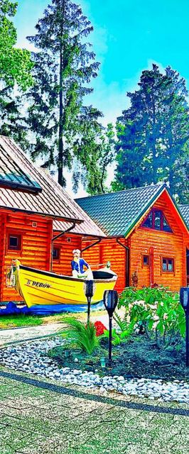 Domki z bali "8 Dębów"