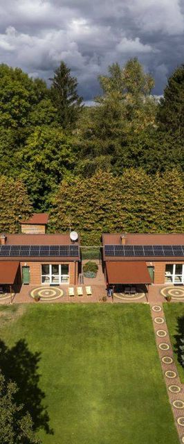 Domek nad jeziorem w Tumianach