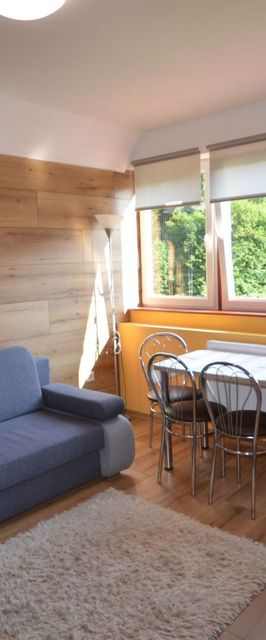 Apartamenty i pokoje Pod Modrzewiem 