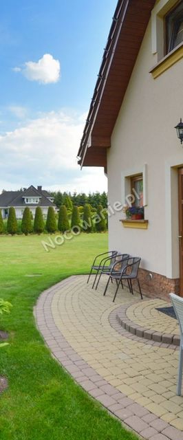 DOMEK NAD SANEM BIESZCZADY