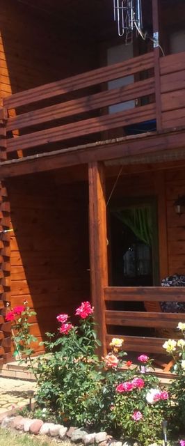 DOMEK RODZINNY NAD JEZIOREM BIAŁYM