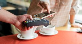 Samsung Pay – nowy portfel w Twoim smartfonie. Sprawdź, jak działa!